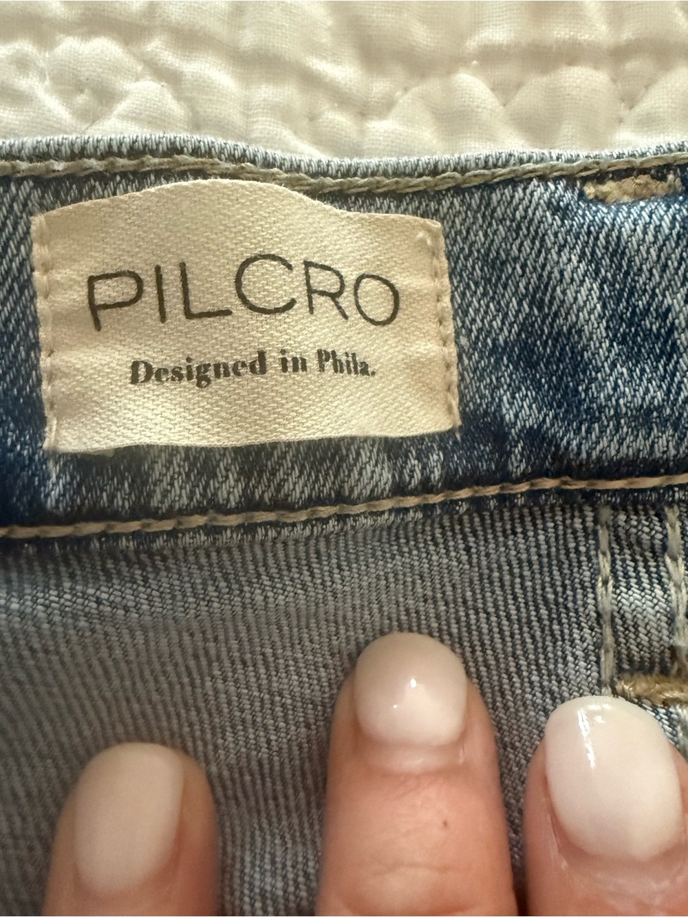 Pilcro Baggy Slim Boyfriend High-Rise
Relaxed Jeans size 28 Anthropologie - Picture 11 of 12